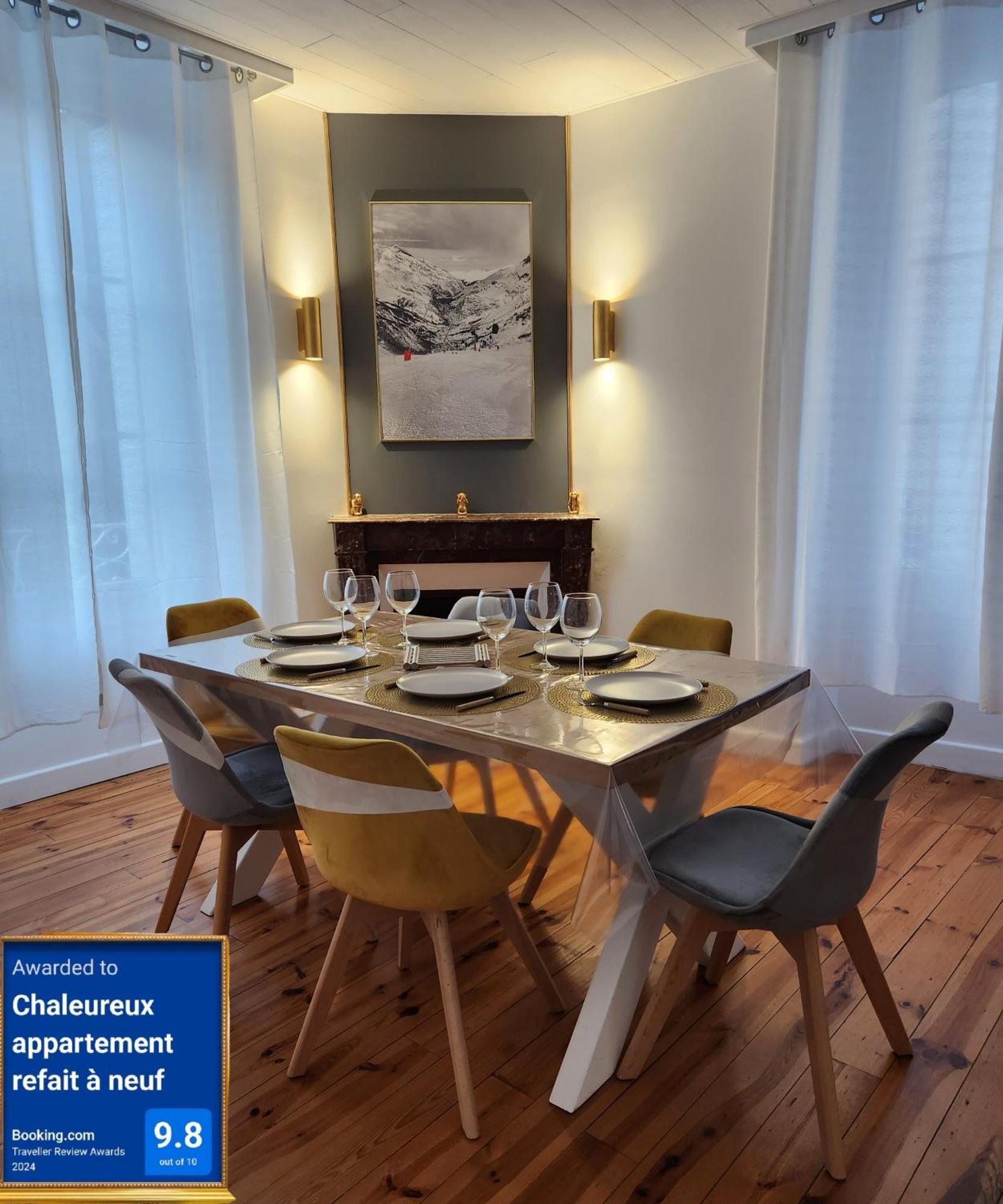 Chaleureux Appartement Refait A Neuf Vic sur Cere Bagian luar foto